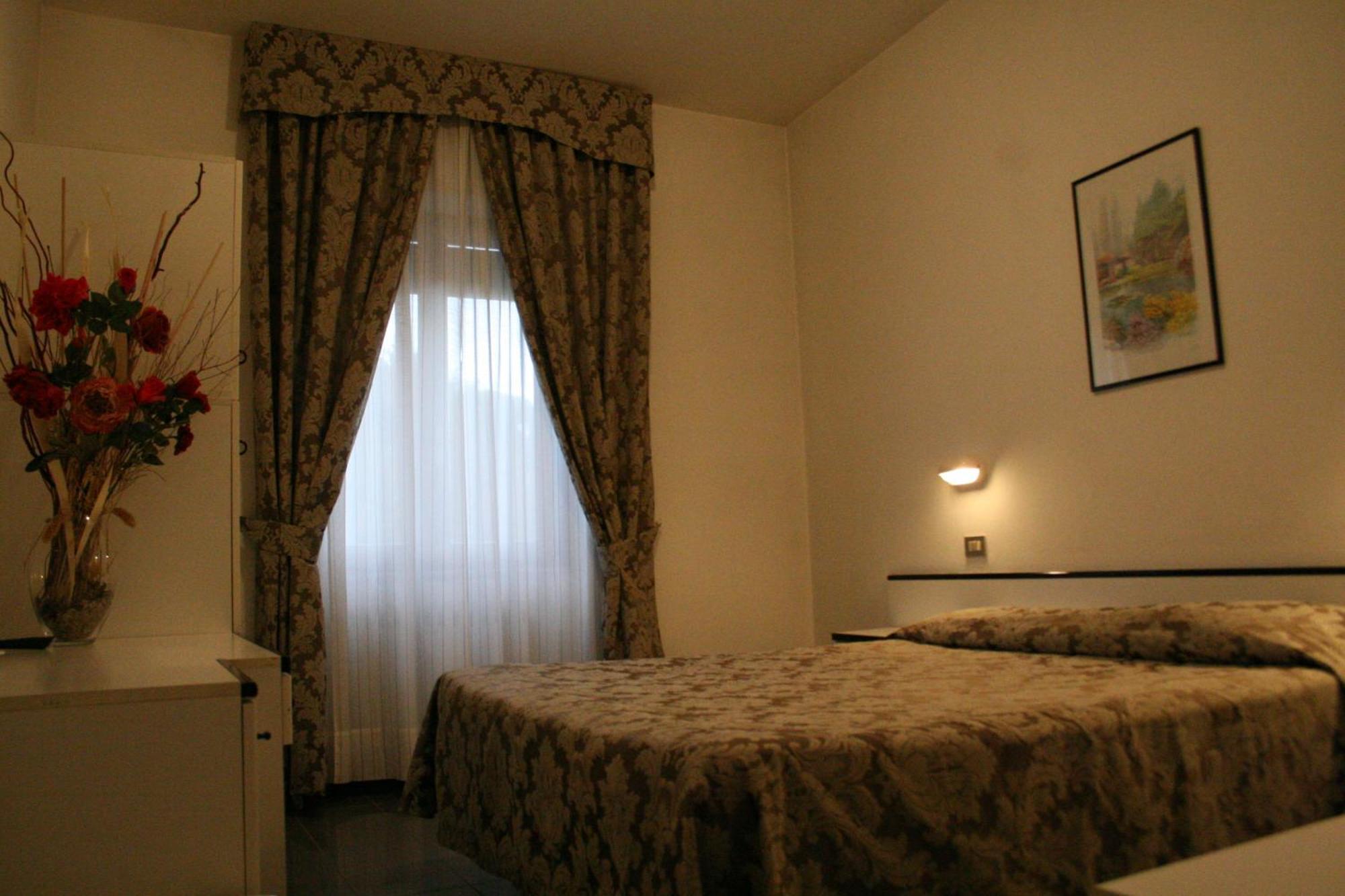 Hotel La Meridiana Anghiari Exterior foto